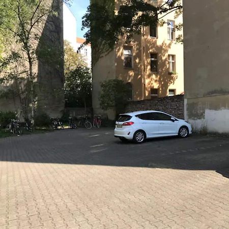 Designer Central Apartment With Terrace & Free Parking Берлин Екстериор снимка