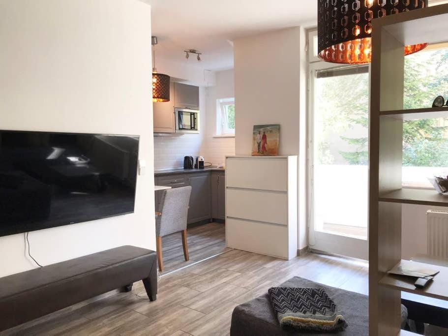 Designer Central Apartment With Terrace & Free Parking Берлин Екстериор снимка