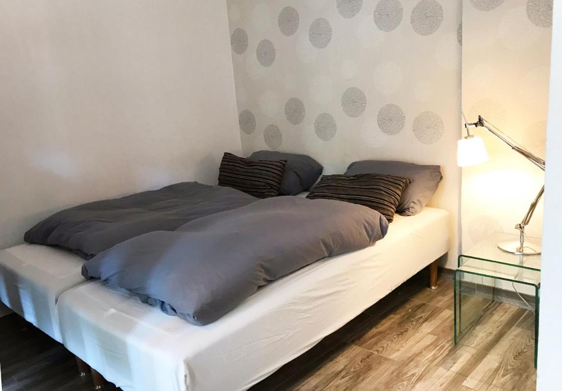 Designer Central Apartment With Terrace & Free Parking Берлин Екстериор снимка